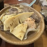 居酒屋 伝七 - お鍋は筍としゃけと米沢牛！