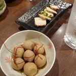 すけさん - チーズのなんとかと、味付けウズラ