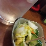 鳥銀 - お通し＆レモンハイ