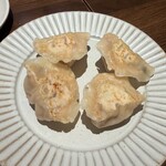 溢彩流香 餃子小厨 - 梅と大葉の焼き餃子
