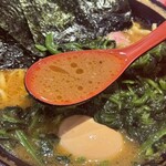 ラーメン 環2家 - スープ