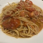 立飲ビストロ Ryo - ゴルゴンゾーラとトマトのパスタ