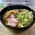ぷらっとぴっと 7・8番ホーム - かしわうどん(570円)