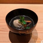 とり茶太郎 - お椀(鴨団子、揚げ椎茸)