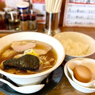煮干し中華 らーめん 八_1
