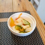らぁ麺 桃の屋 - セットのミニピクルス+300円