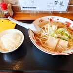 らーめん 紫龍