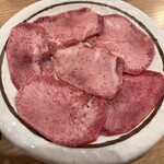 神泉ホルモン 三百屋 - 