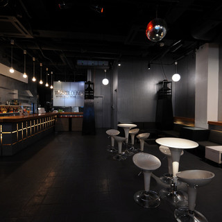 ウームラウンジ_2