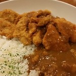 カレーのJUNYA - 豚カツ個別に揚げています。