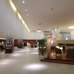 札幌パークホテル - 1Fロビー　広々