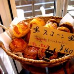 Pooch - (2015,03/03)