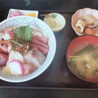 食事処なべや_0