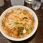 さい。 - 料理写真:野菜ラーメン（税込み1050円）