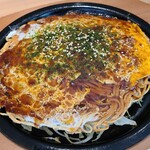 広島お好み焼 ICHIBAN - 肉玉そば(税込860円)
・茹で生中太麺(磯野製麺所)
・オタフクソース(フルーティーな甘み)
・焼き方:押さえない
・焼き上がりの形:綺麗な円形
・鉄板or鉄板皿orお皿で食べます