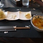 地球屋 - ランチセットのサラダやスープ