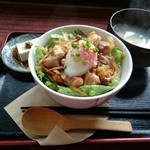 オンカフェ - ラヂウム玉子の親子丼(850円)