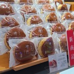 宗家 源 吉兆庵 - どら焼き（陳列棚）