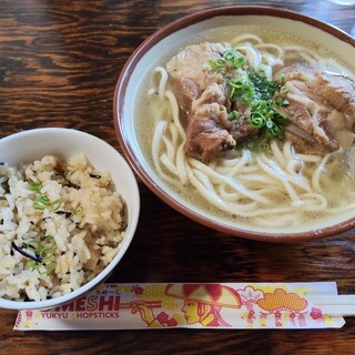 沖縄そば専門店 まるち_0