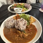 Lin's Cafe - ランチカレーと、大人様ランチ