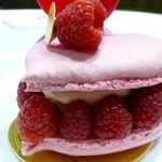 ピエール・エルメ・パリ - 2015年3月　フランボワーズが、キラキラ！！