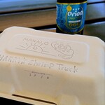 ハリーズ シュリンプ トラック - ボックスには手書き風イラスト。ケロケロケロッピではなく、海老ちゃんです。