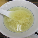 ぎょうざの満洲 - スープ