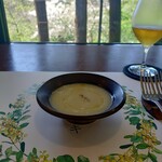 TRATTORIA キツツキ - 料理写真:新じゃがいものスープとノンアルコールビール