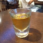ハードロックカフェ - グレンモーレンジをストレートで