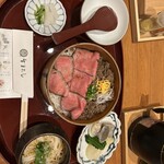 すき焼きと牛まぶし ももしき - 