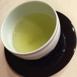 ジ・オークラ・トーキョー - ウェイティングルームで提供されたお茶。２０１５年３月