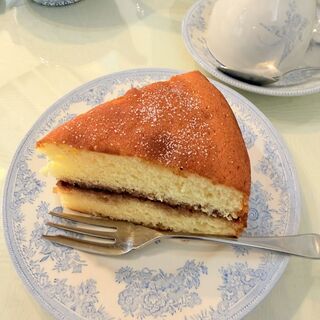 Juri's Tea Room_1