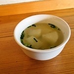 WAIWAI アジアのごはんやさん - カオガンマイに付いてきたスープ
