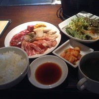 焼肉トラジ 名古屋セントラルタワーズ店 - ランチ