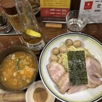 ラハメン ヤマン - JUNKつけめん フツカラ 焼豚 うずら