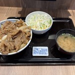 吉野家 - 料理写真:牛焼肉丼大盛り、サラダみそ汁セット、949円+217円。