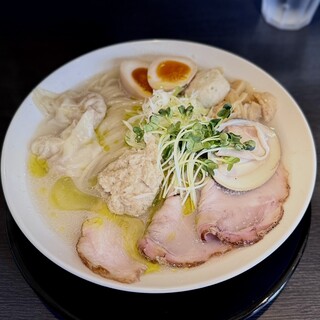 アンタイヌードルズ - 料理写真: