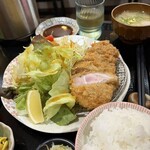 とんかつ 彩かつ - 