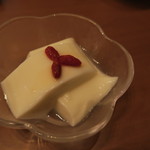 四海樓 - 2015年02月25日（水）　杏仁豆腐　＜486円＞　〆で美味しく頂きました！！