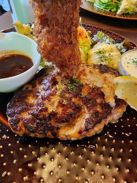 神戸元町ハンバーグウエスト - 元町（阪神）/ハンバーグ | 食べログ