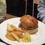 Burger POLICE - 