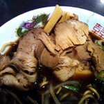 新福菜館 - 煮豚がどっさり