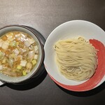 時屋 - 2026.05.02 (土)    鶏つけ（並）　1050円（税込）