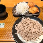 から好し - 料理写真:もり蕎麦　から揚げ付き