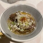 酒場わたなべ - 1皿目：牛筋の煮込み