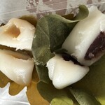 大極殿本舗 - 味噌あん/こしあん（断面）