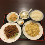 珍味館 - Aランチ　800円　料理2品とスープ、サラダ、デザート