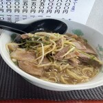 らーめん賢 - 正油チャーシュー＋ネギ