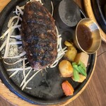 炭火ハンバーグ 肉焼き亭 - 