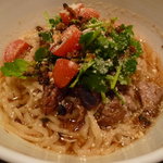 麺やBar 渦 - アジアンRED和えそば　800円